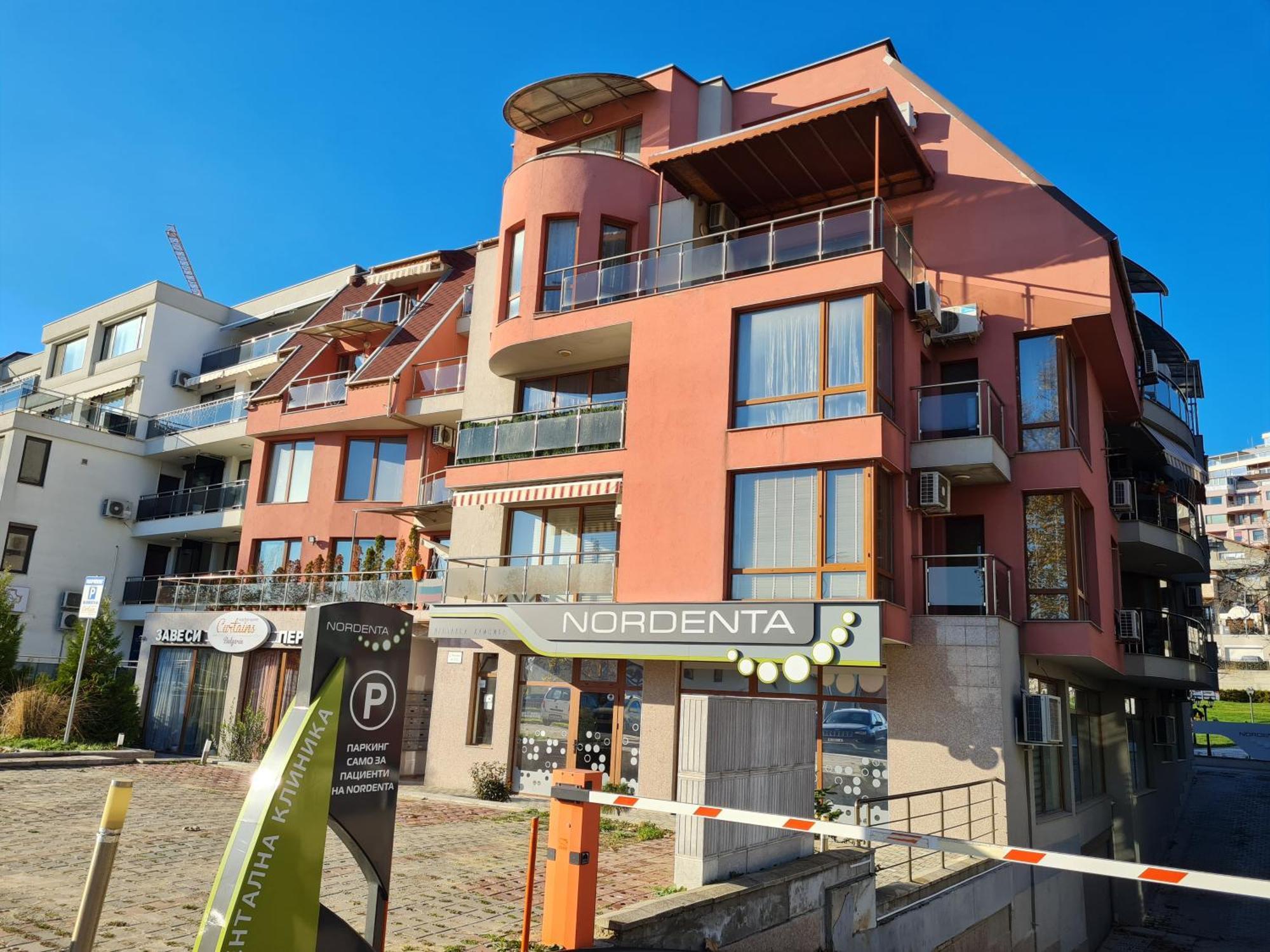 Black Sea Brееze Apartment Varna Bagian luar foto