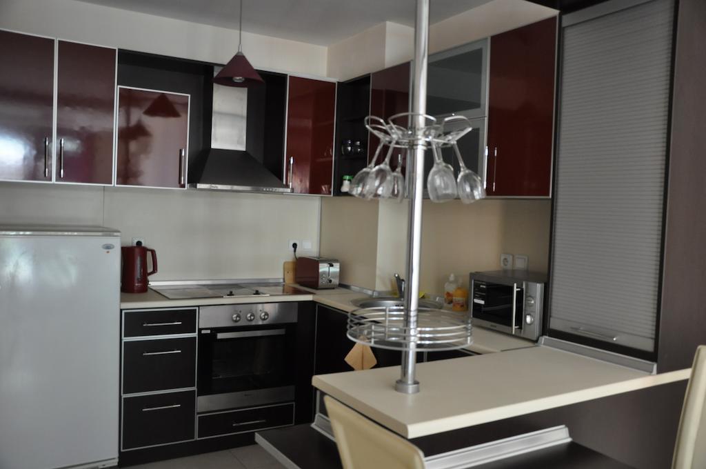 Black Sea Brееze Apartment Varna Bagian luar foto