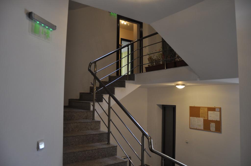 Black Sea Brееze Apartment Varna Bagian luar foto