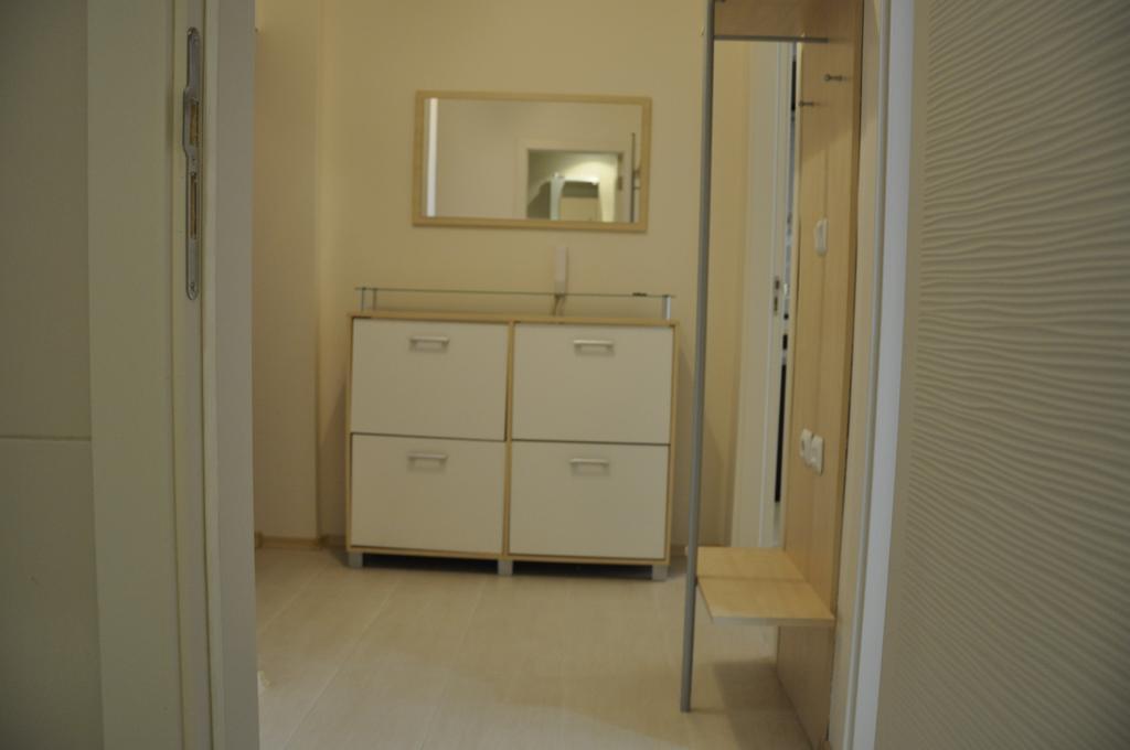 Black Sea Brееze Apartment Varna Bagian luar foto